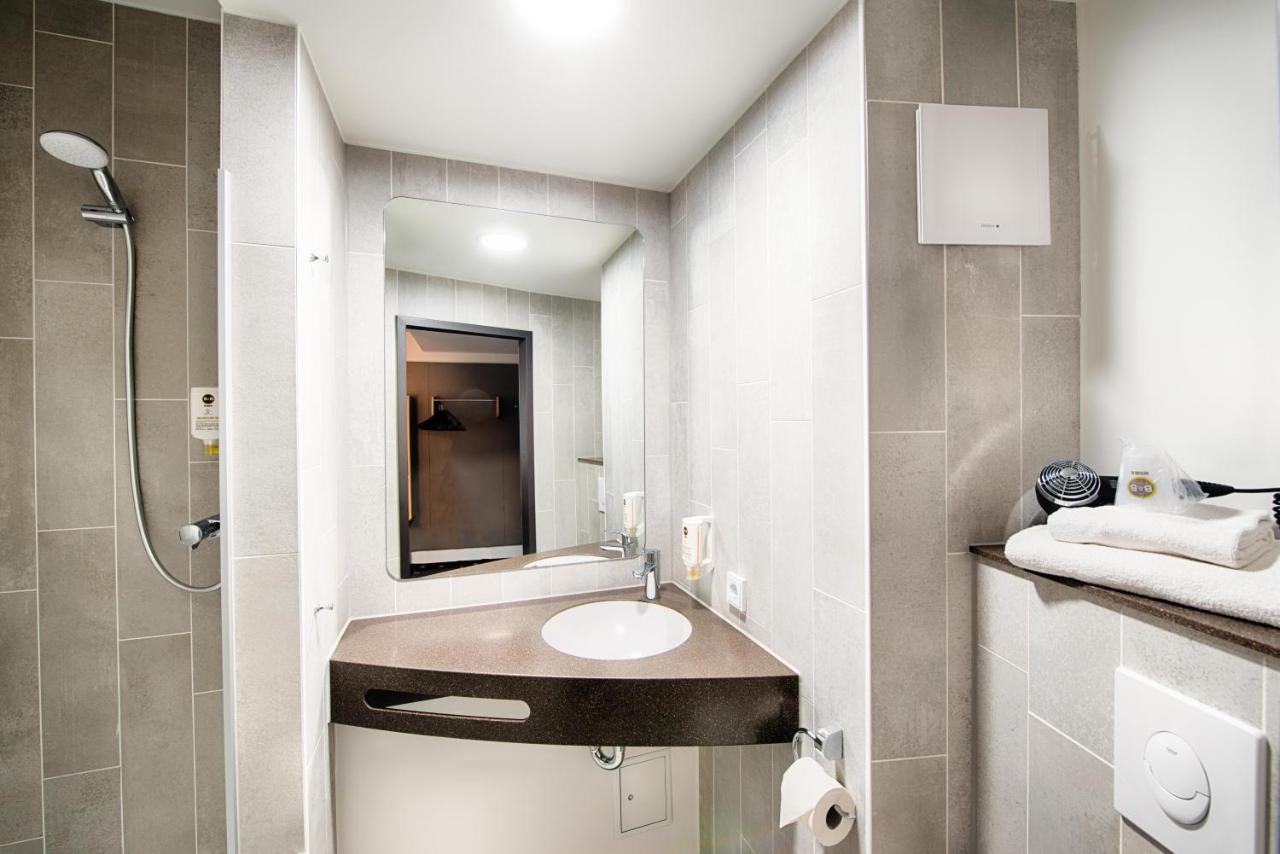 B&B Hotel Aachen-City Eksteriør billede